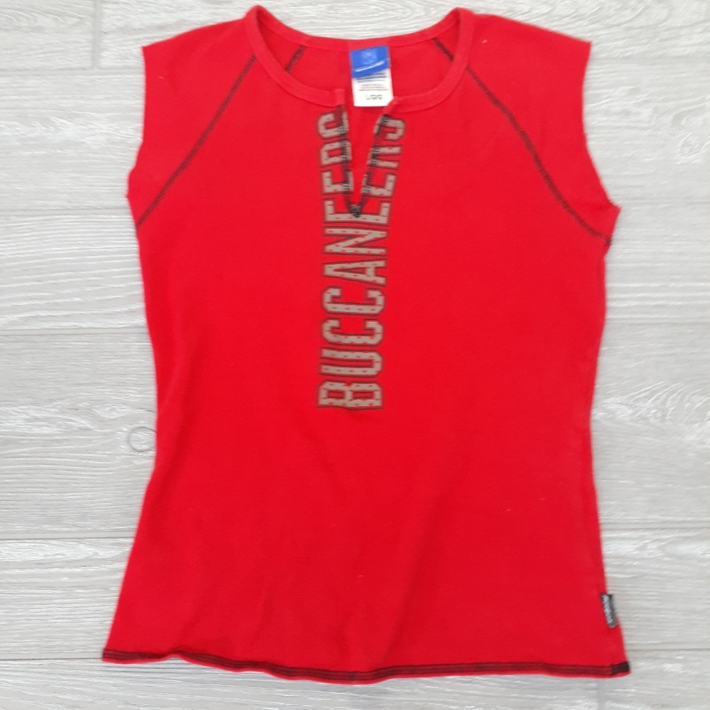 3 for $20 Reebok Tampa Bay Buccaneers v neck shirt